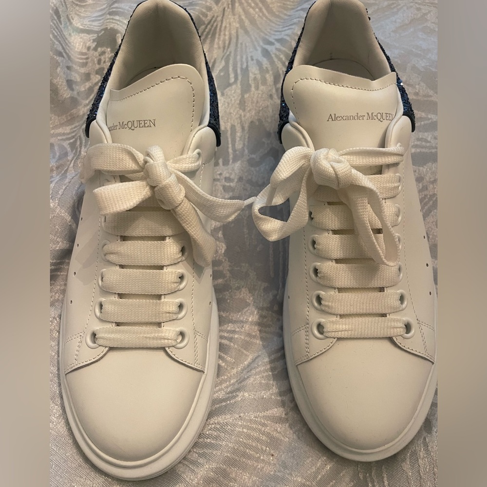 Alexander Mc Queen white sneakers